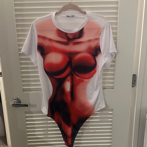 Fashion Nova Tops - Abstract Red and White Women's Bodysuit Never Worn